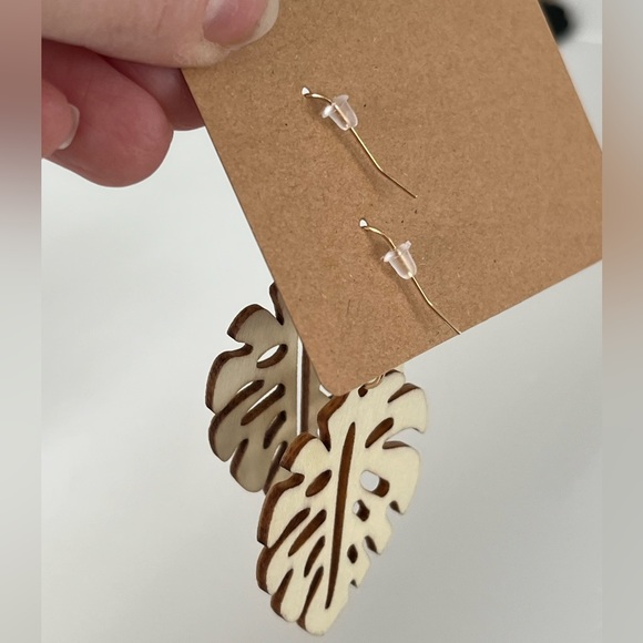 PALMS EARRINGS | Cream | Wood | NWT - Picture 4 of 4